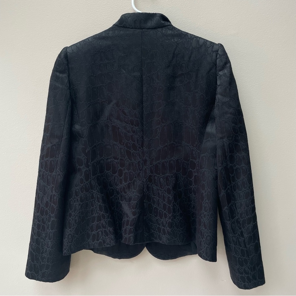 Armani Collezioni Black Satin Women’s Jacquard Reptile Skin Blazer Size 10 - Picture 7 of 7